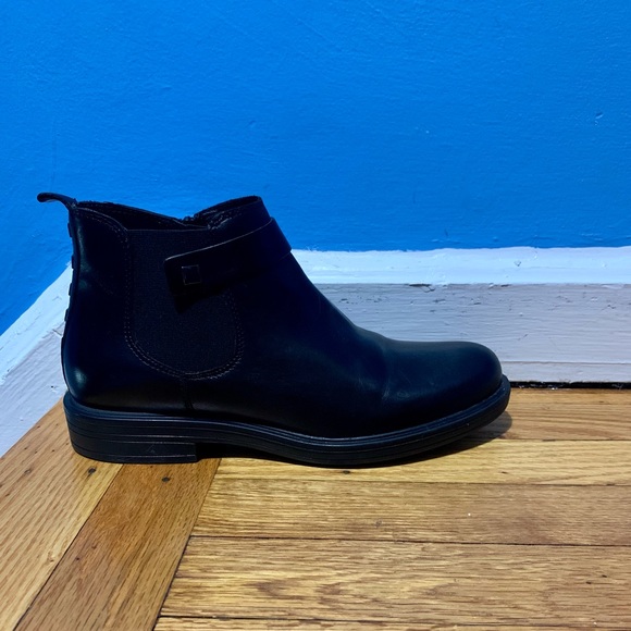 Oroscuro leather ankle boots. - Picture 4 of 9